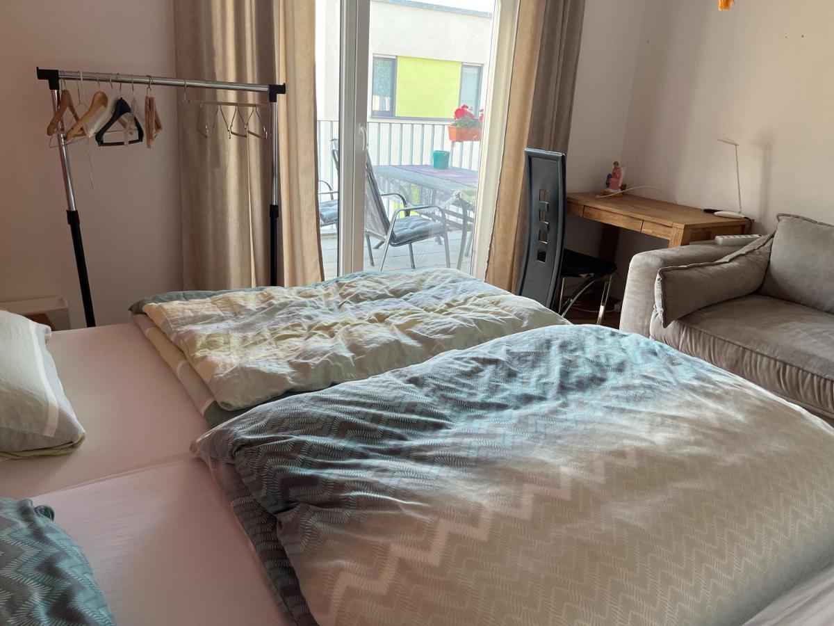 Schoenes Zimmer In Zentraler Lage Ulm Exteriér fotografie